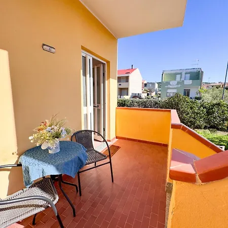 Iside, A Pochi Passi Dal Centro Ferienhaus *