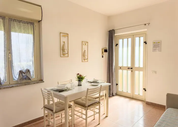 Iside, A Pochi Passi Dal Centro 펜션 *