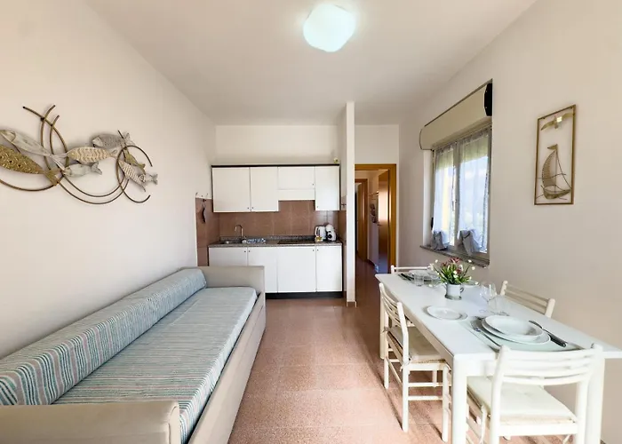 Iside, A Pochi Passi Dal Centro Semesterbostad